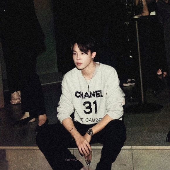 Meet your Posher, Kristine - Picture 1 of 1